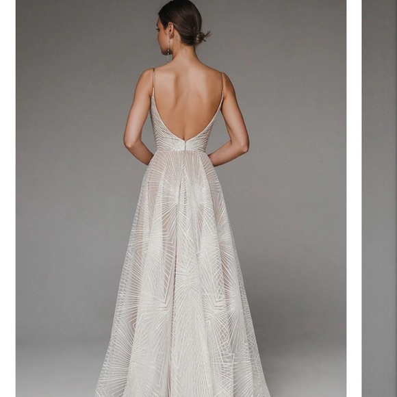 NWT Lemalayla Elegant Beige and White Women's Dress - Picture 2 of 7